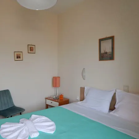 Hotell Posidonio 2*